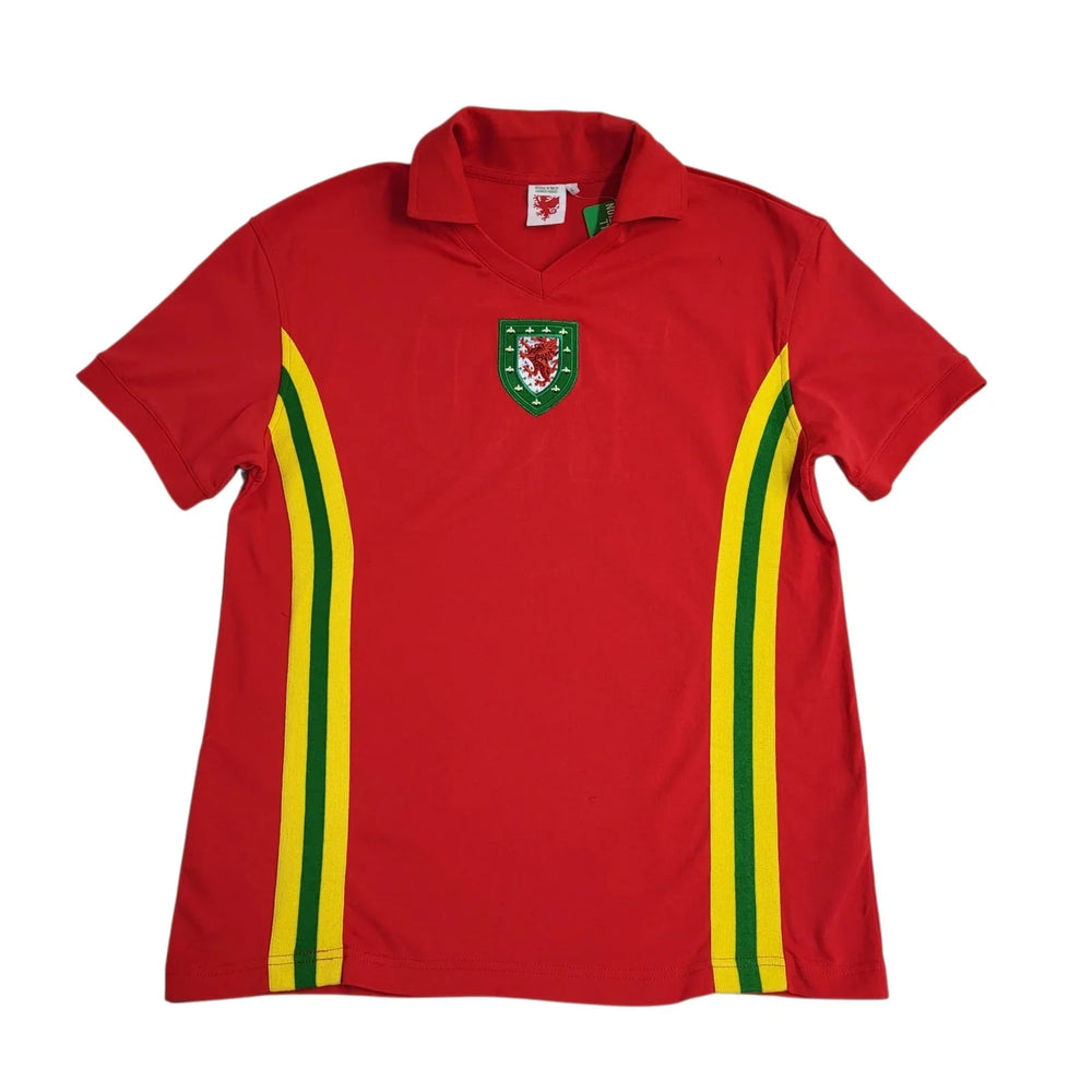 Wales Red Football Shirt Red BNWT Men's UK Size L BNWT L797