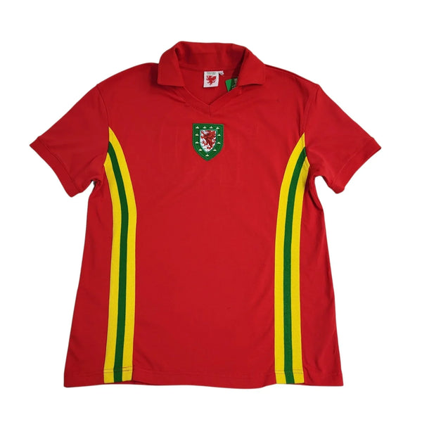 Wales Red Football Shirt Red BNWT Men's UK Size L BNWT L797